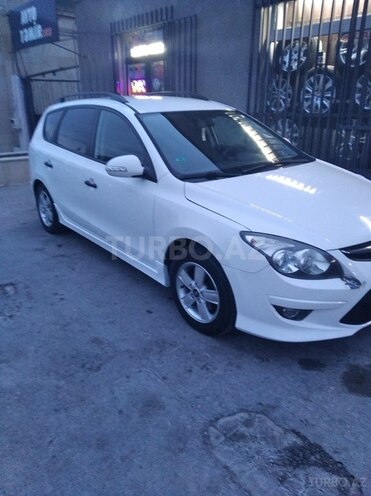 Hyundai i30 2011, 241,700 km - 1.6 l - Bakı
