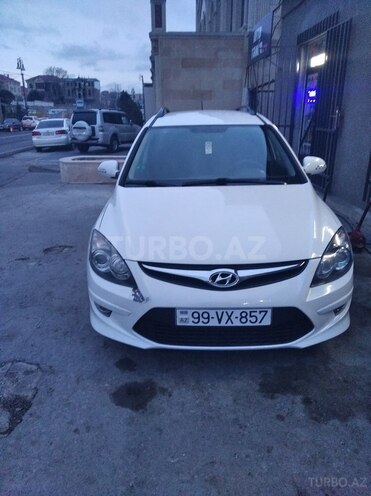 Hyundai i30 2011, 241,700 km - 1.6 l - Bakı