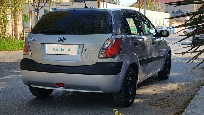 Kia Rio 2005, 225,000 km - 1.4 l - Bakı