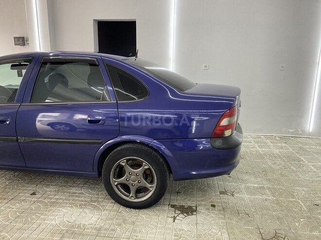 Opel Vectra 1996, 351,000 km - 2.0 л - Bakı