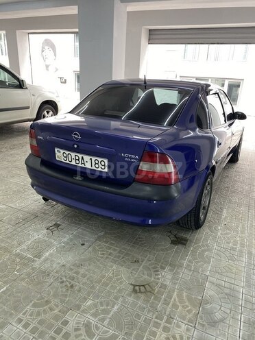 Opel Vectra 1996, 351,000 km - 2.0 л - Bakı