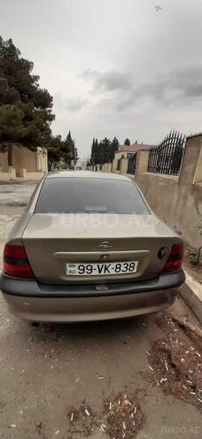 Opel Vectra 1996, 180,000 km - 1.8 l - Bakı