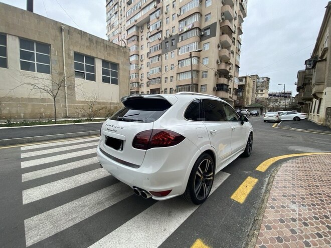 Porsche Cayenne GTS 2014, 70,000 km - 4.8 l - Bakı