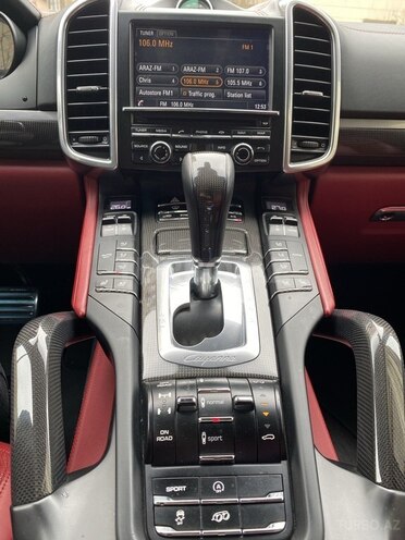 Porsche Cayenne GTS 2014, 70,000 km - 4.8 l - Bakı