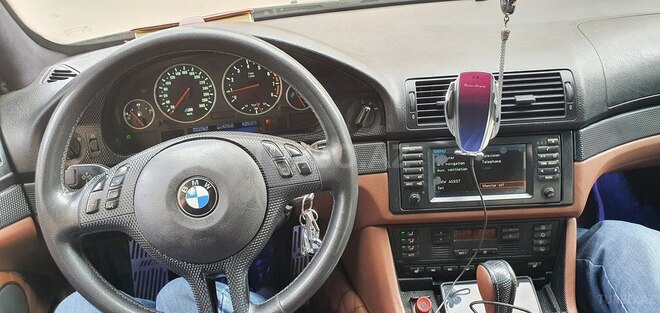BMW 525 2002, 332,000 km - 3.0 l - Bakı
