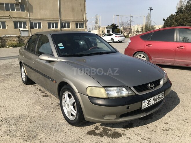 Opel Vectra 1997, 295,000 km - 1.8 l - Bakı