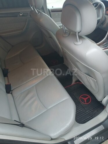 Mercedes C 200 2000, 240,000 km - 2.0 l - Quba