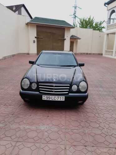 Mercedes E 320 1998, 360,000 km - 3.2 l - Bakı