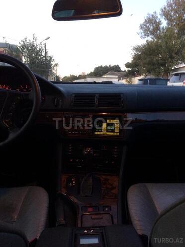 BMW 528 2000, 427,000 km - 2.8 l - Bakı