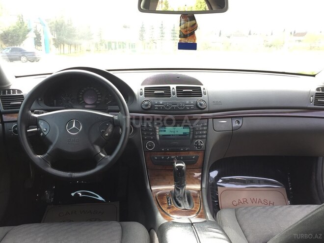 Mercedes E 220 2002, 345,234 km - 2.2 л - Astara
