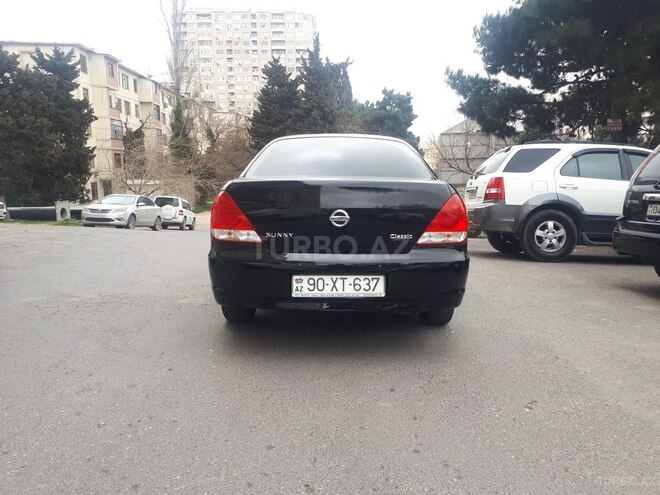 Nissan Sunny 2010, 285,000 km - 1.6 л - Bakı