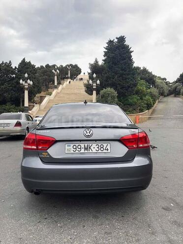 Volkswagen Passat 2014, 80,000 km - 1.8 l - Bakı