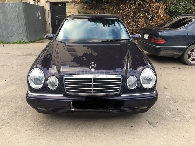 Mercedes E 240 1998, 176,000 km - 2.4 l - Bakı