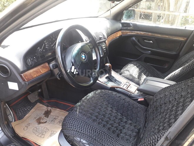 BMW 528 1998, 318,500 km - 2.8 л - Bakı