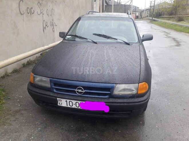 Opel Astra 1995, 215,800 km - 1.6 л - Bakı