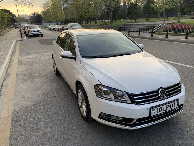 Volkswagen Passat 2013, 140,000 km - 1.8 л - Bakı