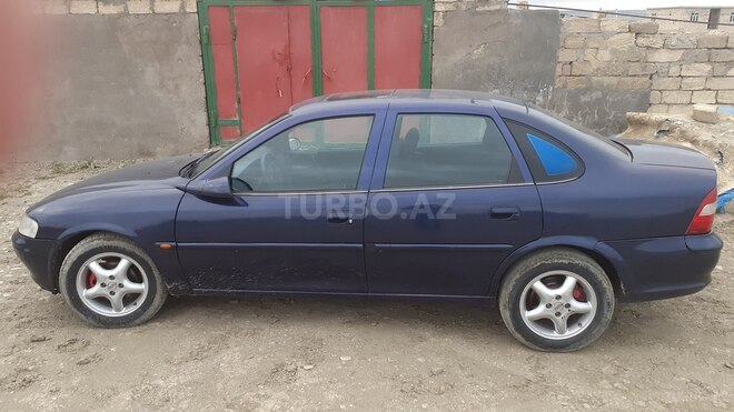 Opel Vectra 1996, 314,000 km - 1.6 l - Bakı