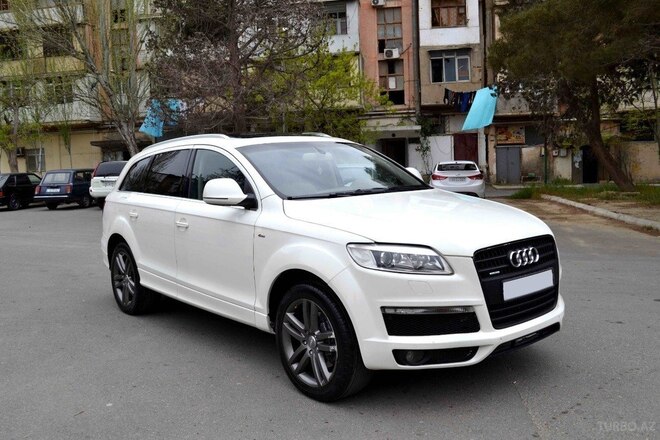 Audi Q7 2009, 170,000 km - 4.2 л - Bakı