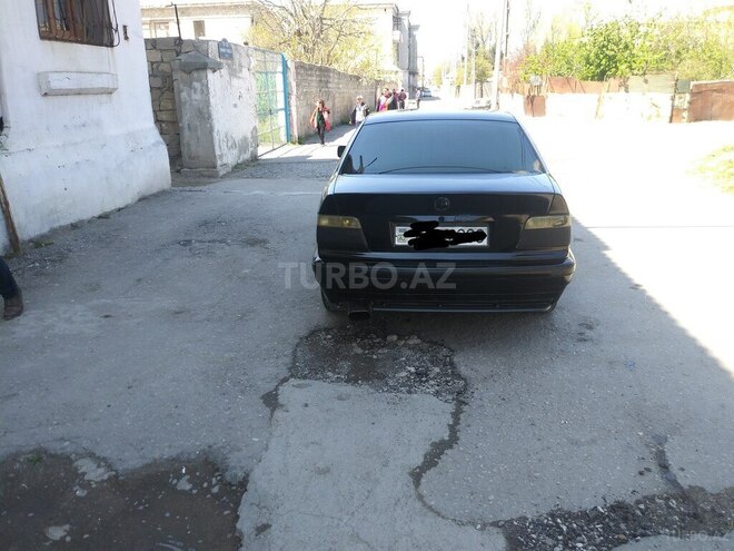 BMW 318 1993, 148,000 km - 1.8 l - Sumqayıt