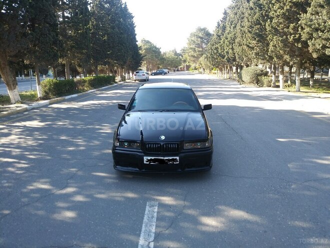 BMW 318 1993, 148,000 km - 1.8 l - Sumqayıt