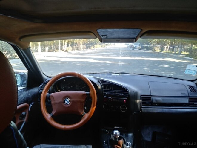 BMW 318 1993, 148,000 km - 1.8 l - Sumqayıt