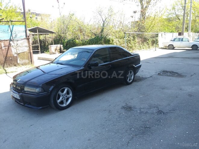 BMW 318 1993, 148,000 km - 1.8 l - Sumqayıt