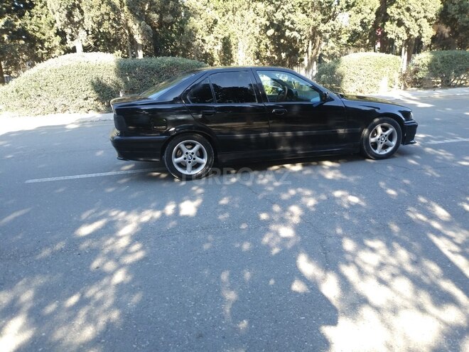 BMW 318 1993, 148,000 km - 1.8 l - Sumqayıt