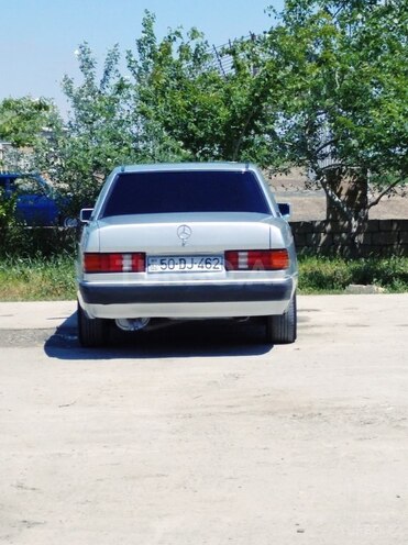 Mercedes 190 1992, 392,000 km - 2.0 l - Şirvan