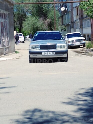 Mercedes 190 1992, 392,000 km - 2.0 l - Şirvan