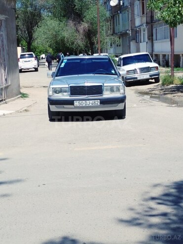 Mercedes 190 1992, 392,000 km - 2.0 l - Şirvan
