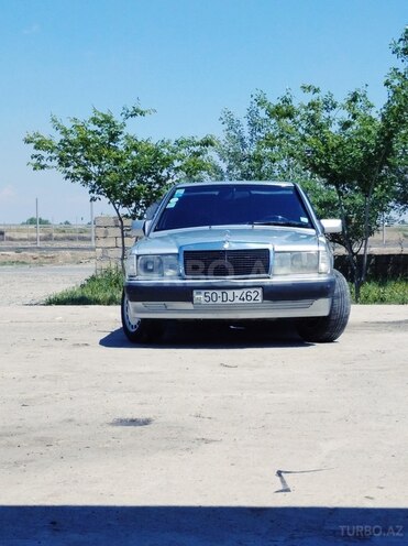 Mercedes 190 1992, 392,000 km - 2.0 l - Şirvan
