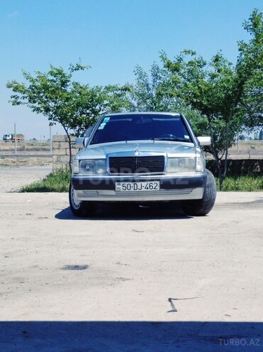 Mercedes 190 1992, 392,000 km - 2.0 l - Şirvan
