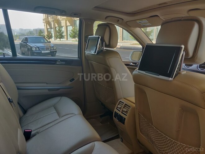 Mercedes GL 550 2010, 185,000 km - 5.5 l - Bakı