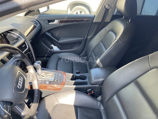 Audi A4 2015, 97,000 km - 1.8 l - Bakı
