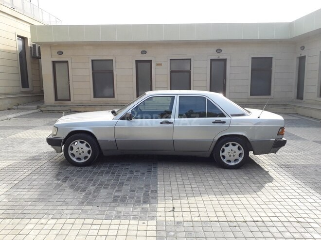 Mercedes 190 1990, 237,000 km - 2.0 л - Bakı
