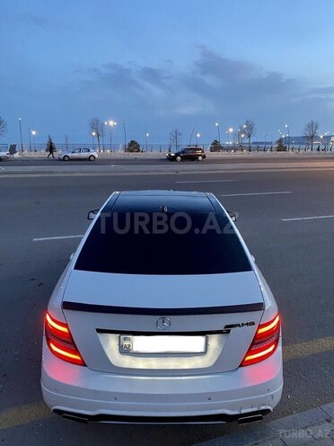 Mercedes C 180 2011, 153,800 km - 1.8 л - Bakı