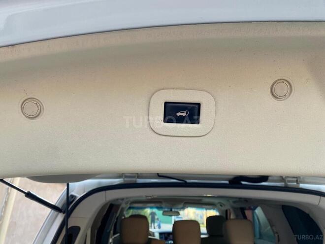 Nissan Patrol 2011, 195,000 km - 5.6 l - Bakı