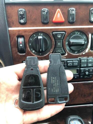Mercedes E 240 1997, 260,000 km - 2.4 л - Bakı