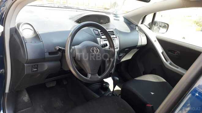 Toyota Yaris 2008, 80,000 km - 1.3 l - Bakı
