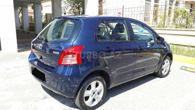 Toyota Yaris 2008, 80,000 km - 1.3 l - Bakı
