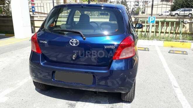 Toyota Yaris 2008, 80,000 km - 1.3 l - Bakı