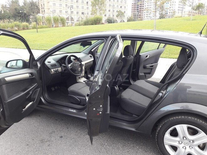 Opel Astra 2009, 225,000 km - 1.3 l - Bakı