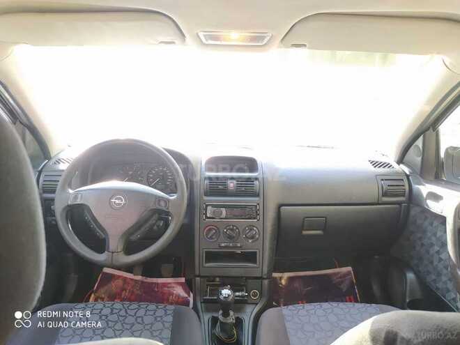 Opel Astra 1999, 268,950 km - 1.6 л - Şəki