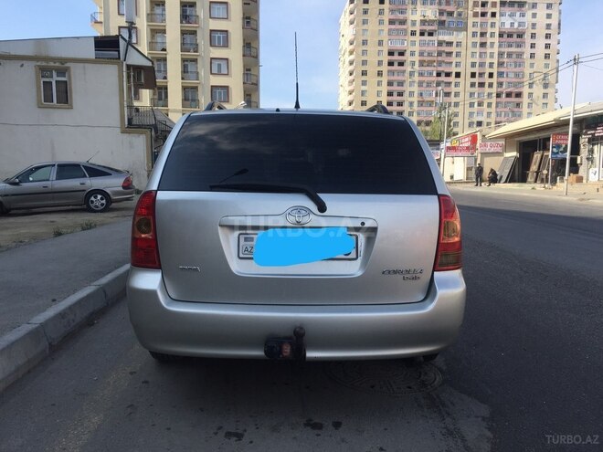 Toyota Corolla 2005, 189,000 km - 1.4 l - Bakı