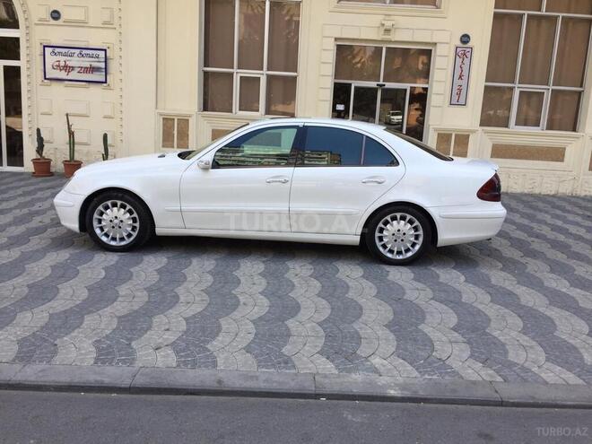 Mercedes E 220 2005, 313,000 km - 2.2 l - Bakı