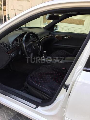 Mercedes E 220 2005, 313,000 km - 2.2 l - Bakı