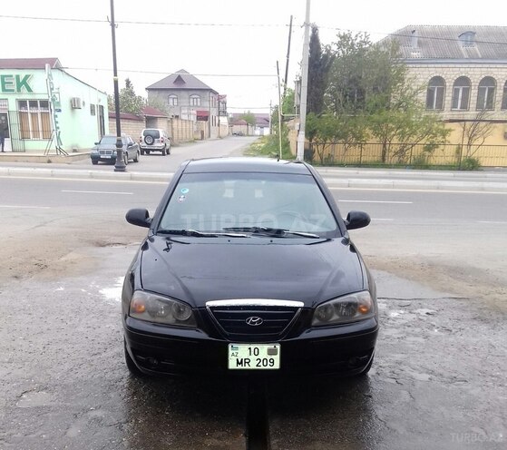 Hyundai Elantra 2004, 340,000 km - 1.6 л - Quba