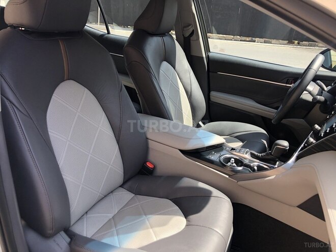Toyota Camry 2018, 13,700 km - 2.5 л - Bakı
