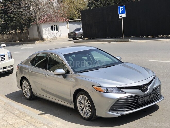 Toyota Camry 2018, 13,700 km - 2.5 л - Bakı