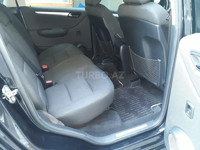 Mercedes B 180 2010, 102,500 km - 1.7 l - Bakı